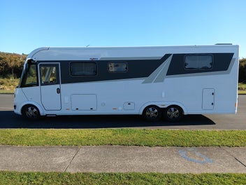2026 Frankia Titan i890QD-island bed photo 2