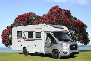 2026 Roller Team Zefiro 696 Ford Transit photo 2