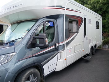 Very Low km 2018 Auto Trail Comanche