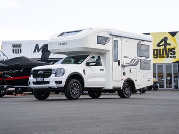 2025 Nebula Carina Auto 2.0L Bi -Turbo 4X4 Ford...