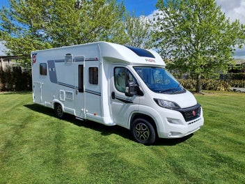 2025 Fiat Ducato Pilote P740FC Rear Island Bed