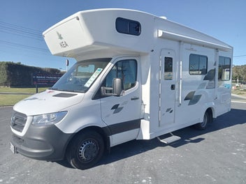 2022 Mercedes-Benz Kea Platinum M721 - 6 Berth