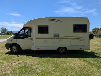 2010 Ford Transit - Caravan International Carioca photo 2
