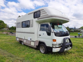 2002 Toyota Camroad Motorhome 5-berth