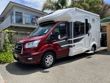 2022 Auto-Trail F60 4-berth