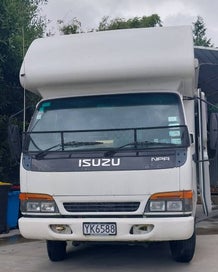 ISUZU NPR 250 1999