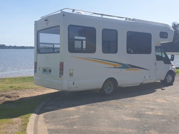 2006 Kea Endeavour - 6 Berth photo 2
