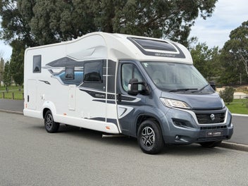 2026 Swift Escape 684 2 Single Beds