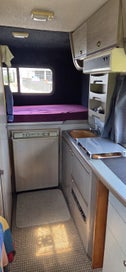 Isuzu Elf 4 Berth Campervan 4x4 photo 2