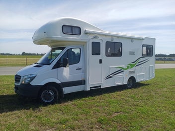 2017 Talvor Euro Deluxe Mercedes-Benz 2.2L