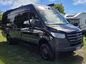 2020 Mercedes-Benz Sprinter 519 4x4