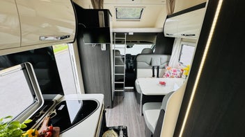 2023 Roller Team Zefiro 675 6 Berth