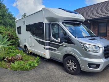 2022 Auto Trail Tribute F72 photo 2
