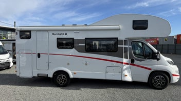2024 Dethleffs Sunlight A72 - 6 berth. Rear bunks.