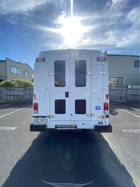 Ex Ambulance Mercedes Sprinter 2009 photo 2
