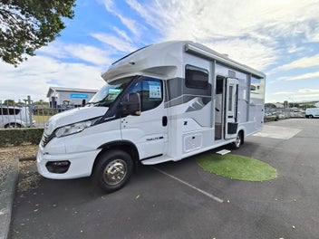 2026 TrailLite 700 Series Karapiro 758 Landmark