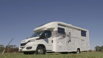 2026 TrailLite 700x Slideout Series Landmark Oa...