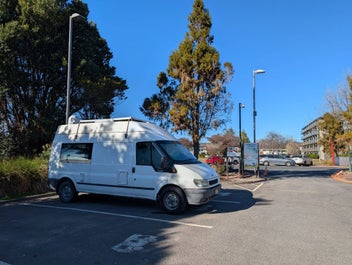 Heated, insulated, off grid 2005 Ford Transit 2.4D