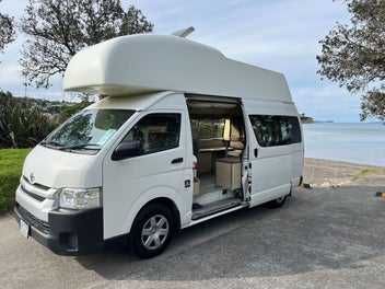 Toyota Hiace 4 Berth Camper