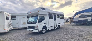 2010 Mitsubishi Fuso Canter 6 Berth Motorhome