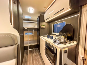2019 Roller Team Zefiro 675 with bunk beds