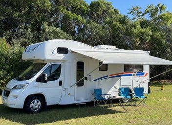 2017 Jayco Conquest 6 Berth | Car License | Fiat