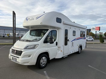 2017 Jayco Conquest FA24-1 6 Berth Campervan
