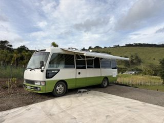 2004 Toyota Coaster
