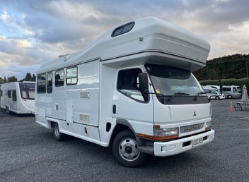 Mitsubishi Canter 2005