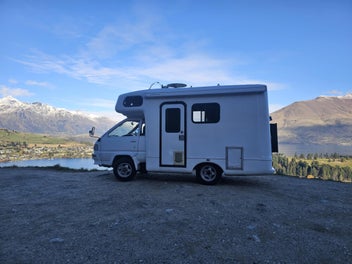 4x4 Toyota motorhome
