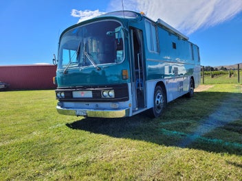 10m Mitsubishi Motorhome 1985