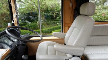 1994 Mitsubishi Fuso photo 2