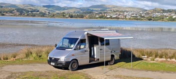 2001 Mercedes Sprinter campervan, half dinette