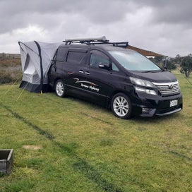 08 Vellfire Campervan "Ventura Highway"