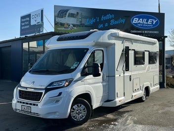 2018 Bailey Autograph 68-2 Peugeot
