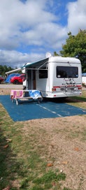 LuVerly Spacious Car Licensed Motorhome photo 2