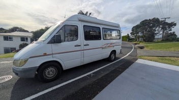 Mercedes sprinter 2001 motorhome green cert
