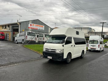 2013 Hightop Toyota Hiace Self Contained