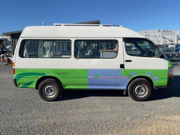 1999 Toyota Hiace Van (AKL) photo 2