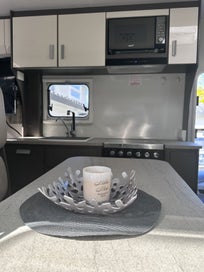 2019 JAYCO CONQUEST RWD “PRICE DROP” photo 2