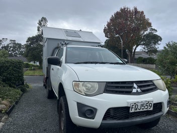 Mitsubishi Triton 4WD ute camper