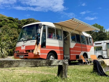 Nissan Civilian 7m House Bus
