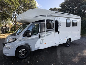 Auto-Trail Imala 730 2 berth