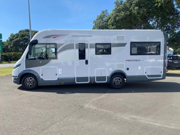 2025 Roller Team Pegaso 745 - 4 Berth photo 2