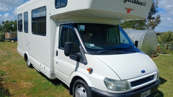 6 Berth 6 Speed Kea Motorhome