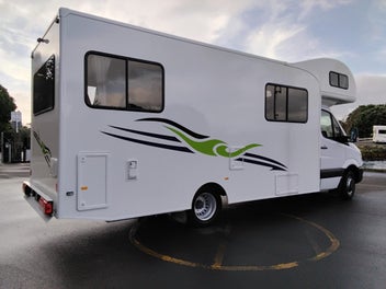 2018 Talvor Euro Deluxe Mercedes-Benz 2.2L