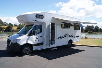2022 Kea Platinum Elite MS721 6 Berth photo 2
